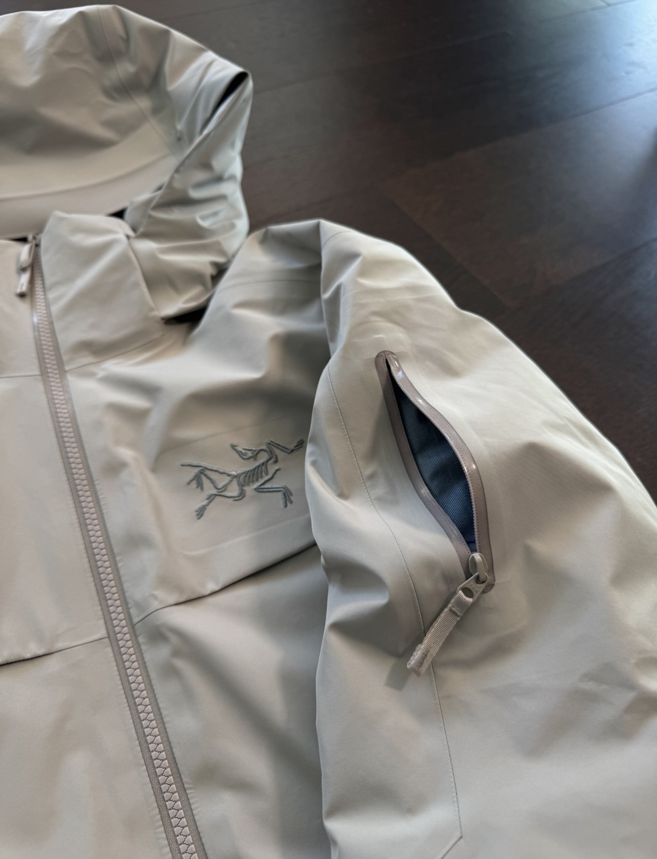 【ARC'TERYX旗艦店】ダウンジャケット 男女兼用 ご好評に付き再入荷！