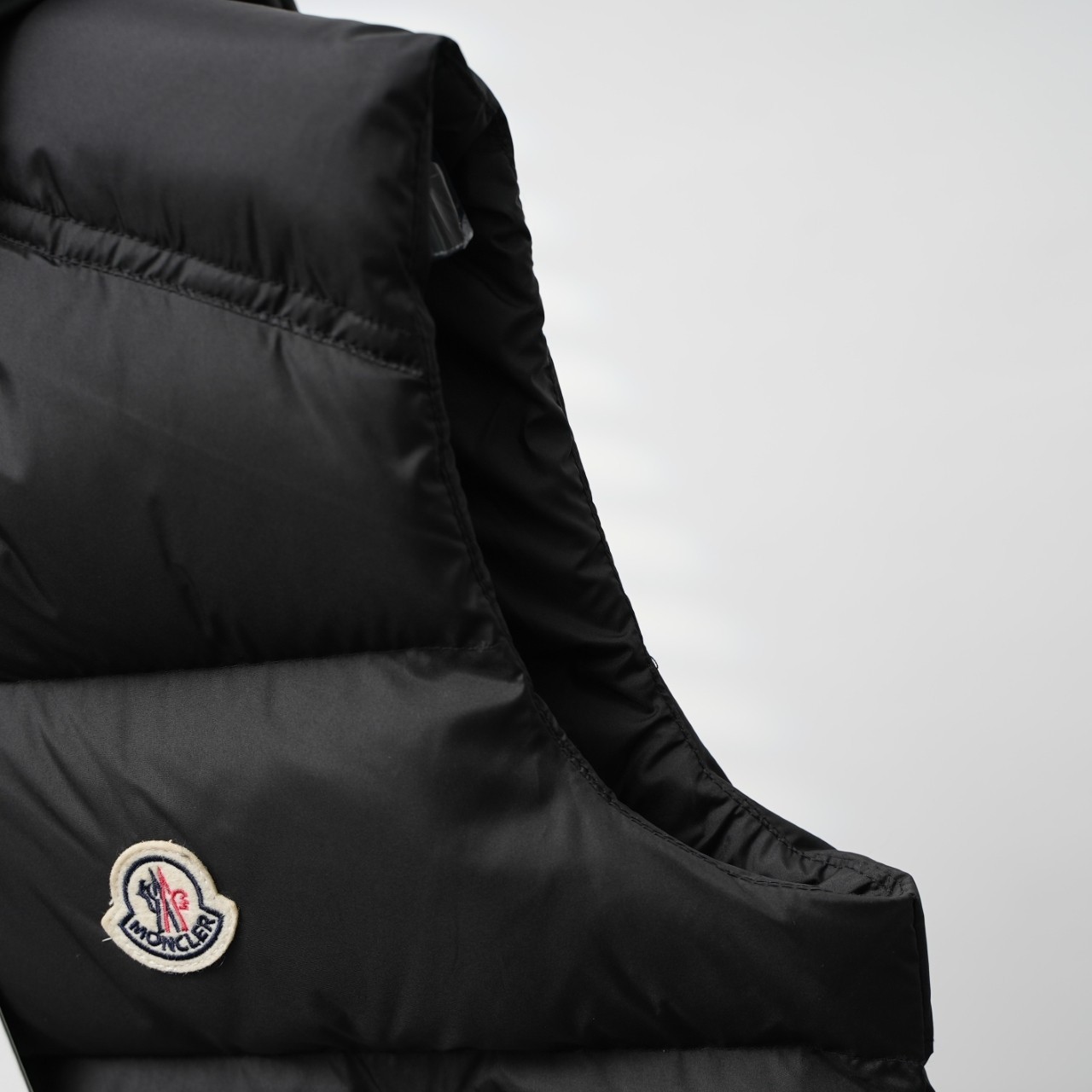 【人気】MONCLER モンクレール Cardamine ジレ ベスト ダウンベスト