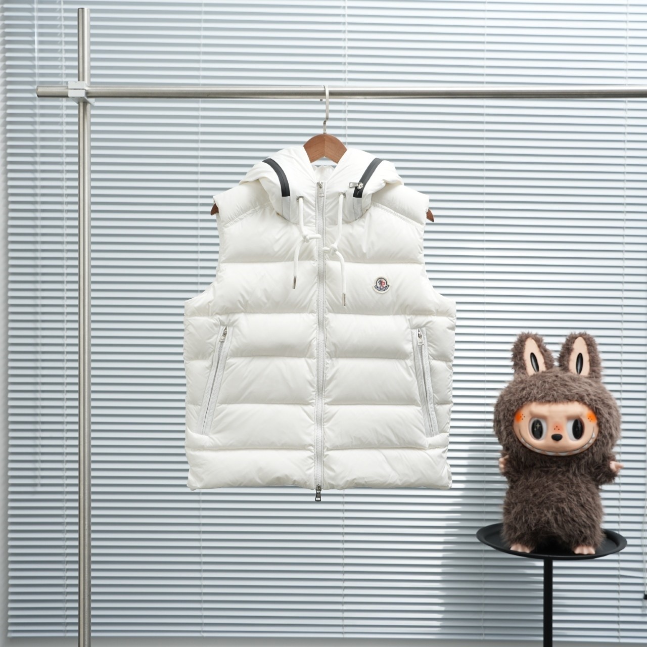 【人気】MONCLER モンクレール Cardamine ジレ ベスト ダウンベスト