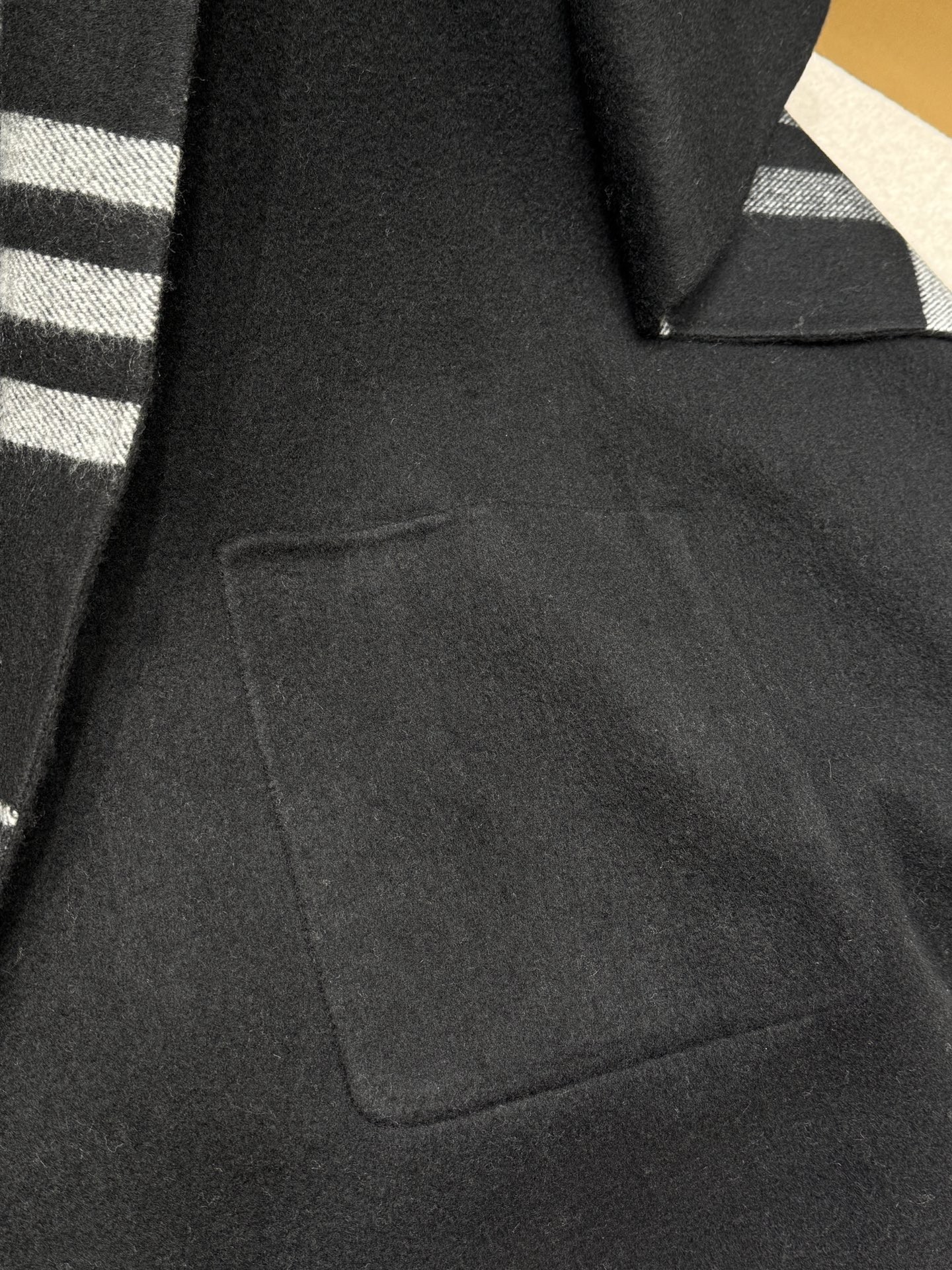 【BURBERRY旗艦店】バーバリー カシミアショール ご好評に付き再入荷！