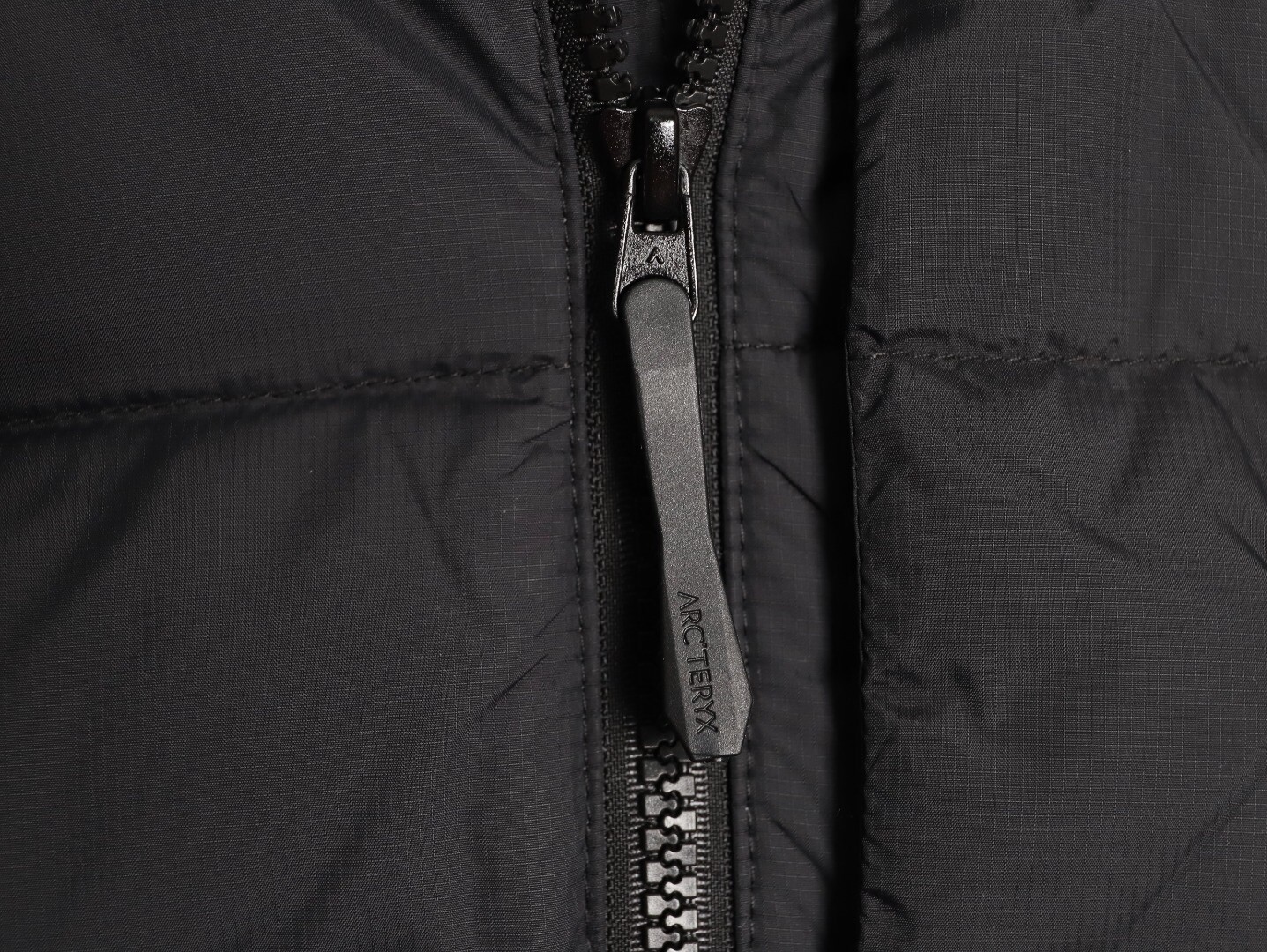 【ARC'TERYX旗艦店】THORIUM Hoody ダウンジャケット ご好評に付き再入荷！