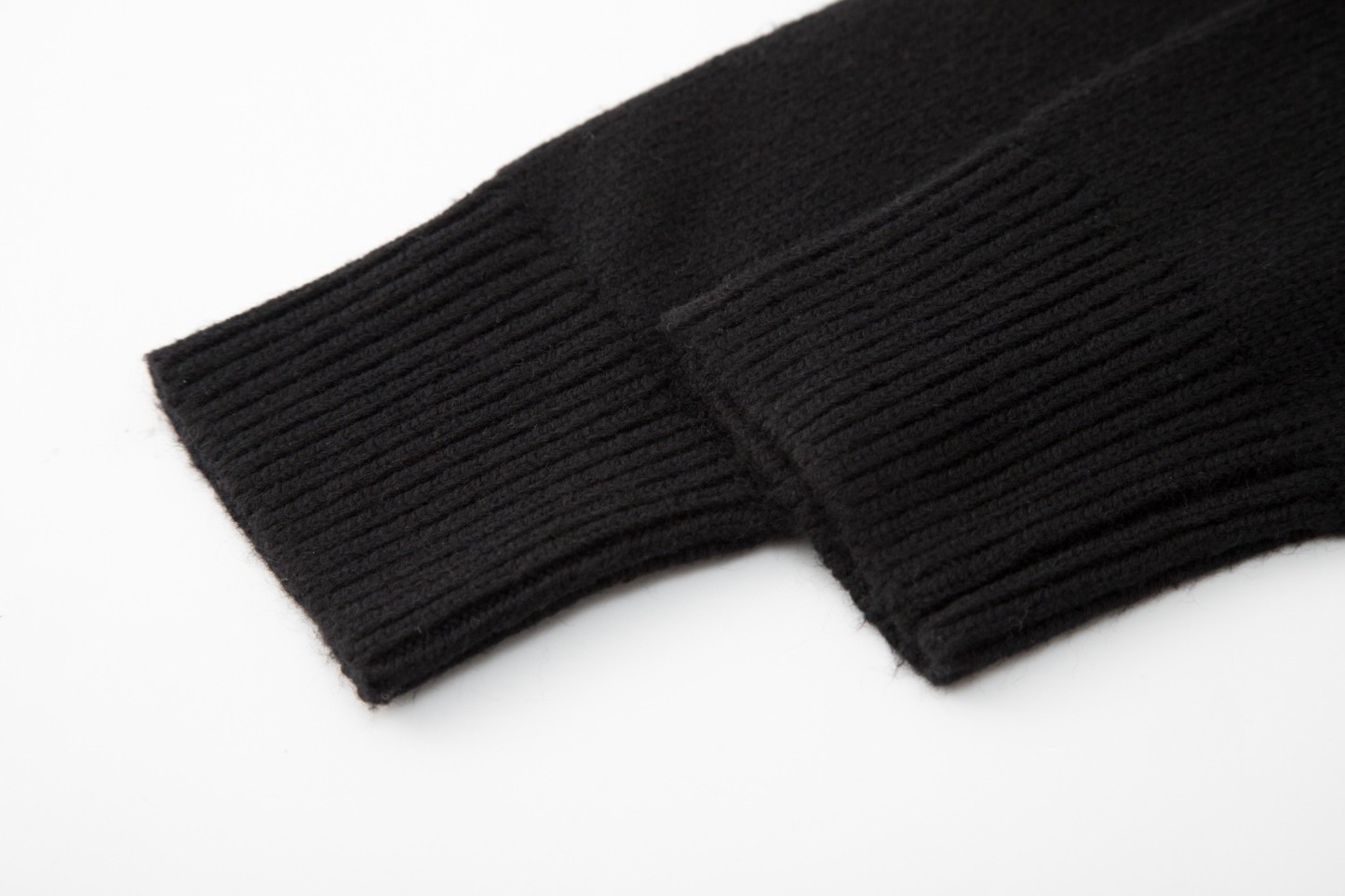 【BURBERRY旗艦店】バーバリー セーター 男女兼用 ご好評に付き再入荷！