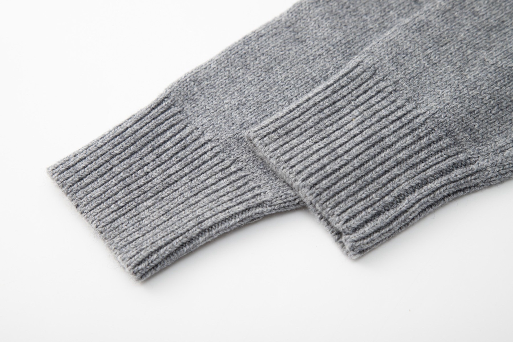 【BURBERRY旗艦店】バーバリー セーター 男女兼用 ご好評に付き再入荷！