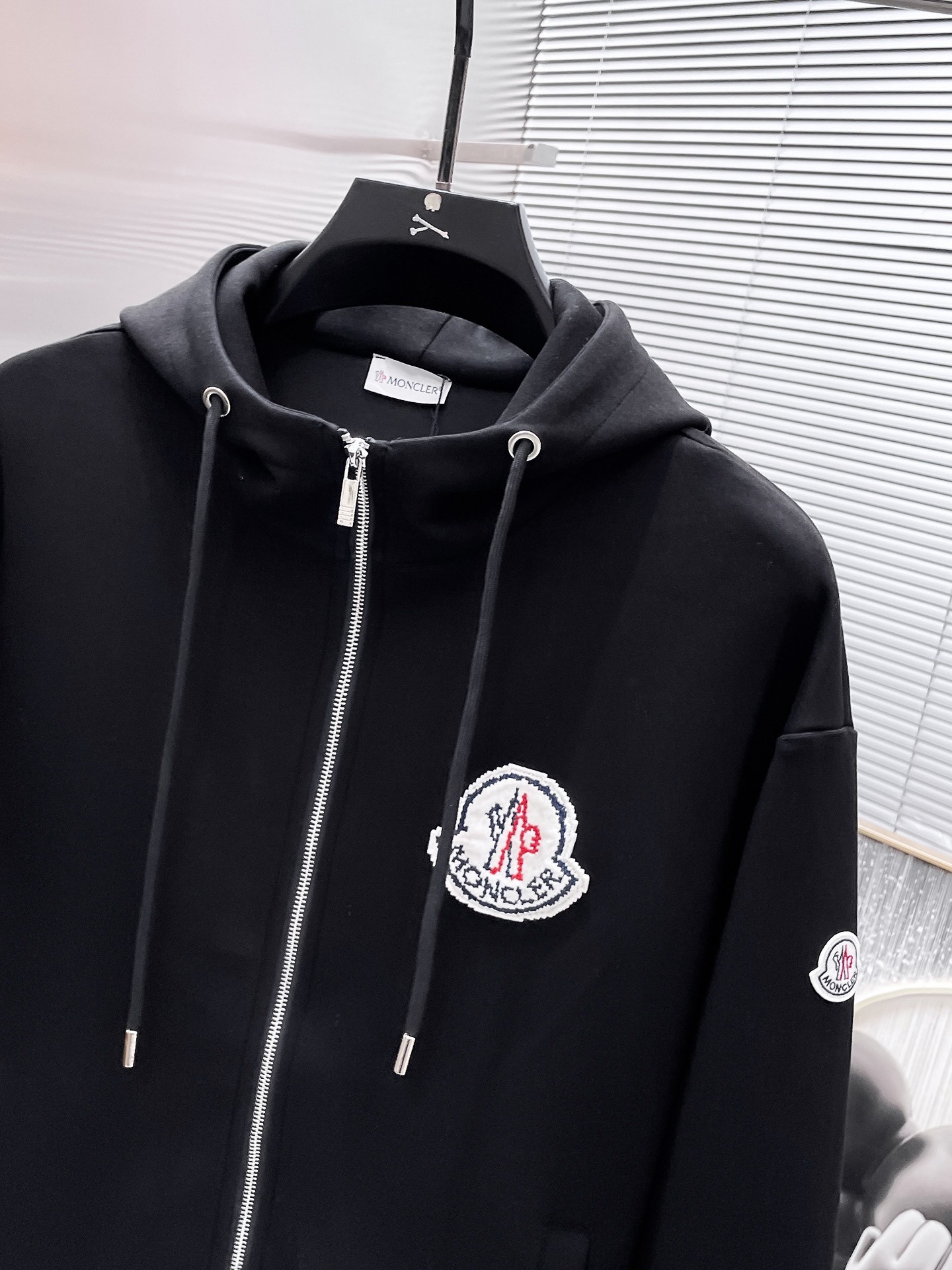 【MONCLER公式旗艦店】モンクレール 上下セット セットアップ ご好評に付き再入荷！