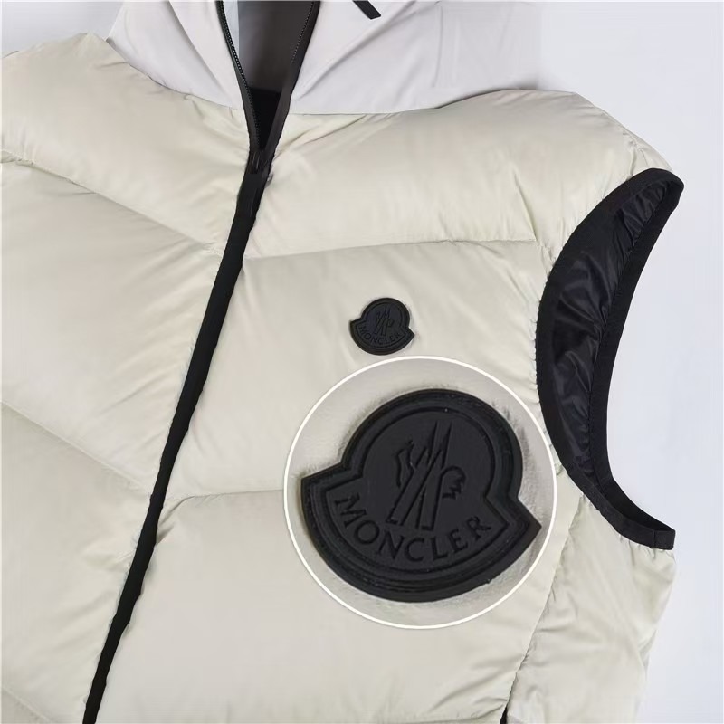 【MONCLER旗艦店】（モンクレール）ダウンベスト ご好評に付き再入荷！