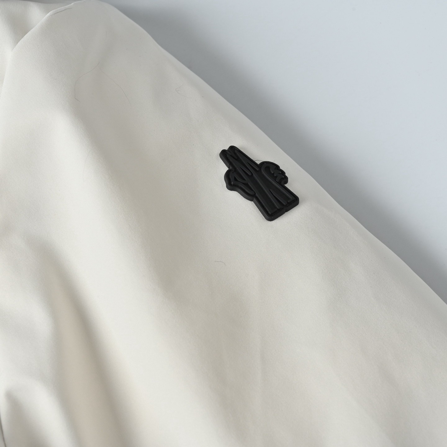 【MONCLER公式 旗艦店】モンクレール スキーのダウンジャケット ご好評に付き再入荷！