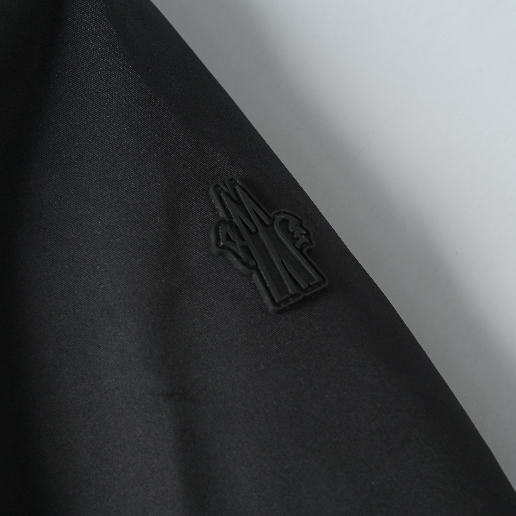 【MONCLER公式 旗艦店】モンクレール スキーのダウンジャケット ご好評に付き再入荷！