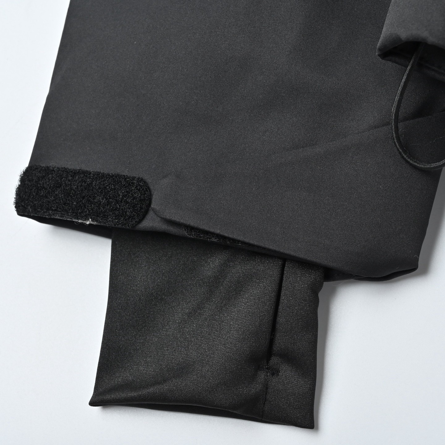 【MONCLER公式 旗艦店】モンクレール スキーのダウンジャケット ご好評に付き再入荷！