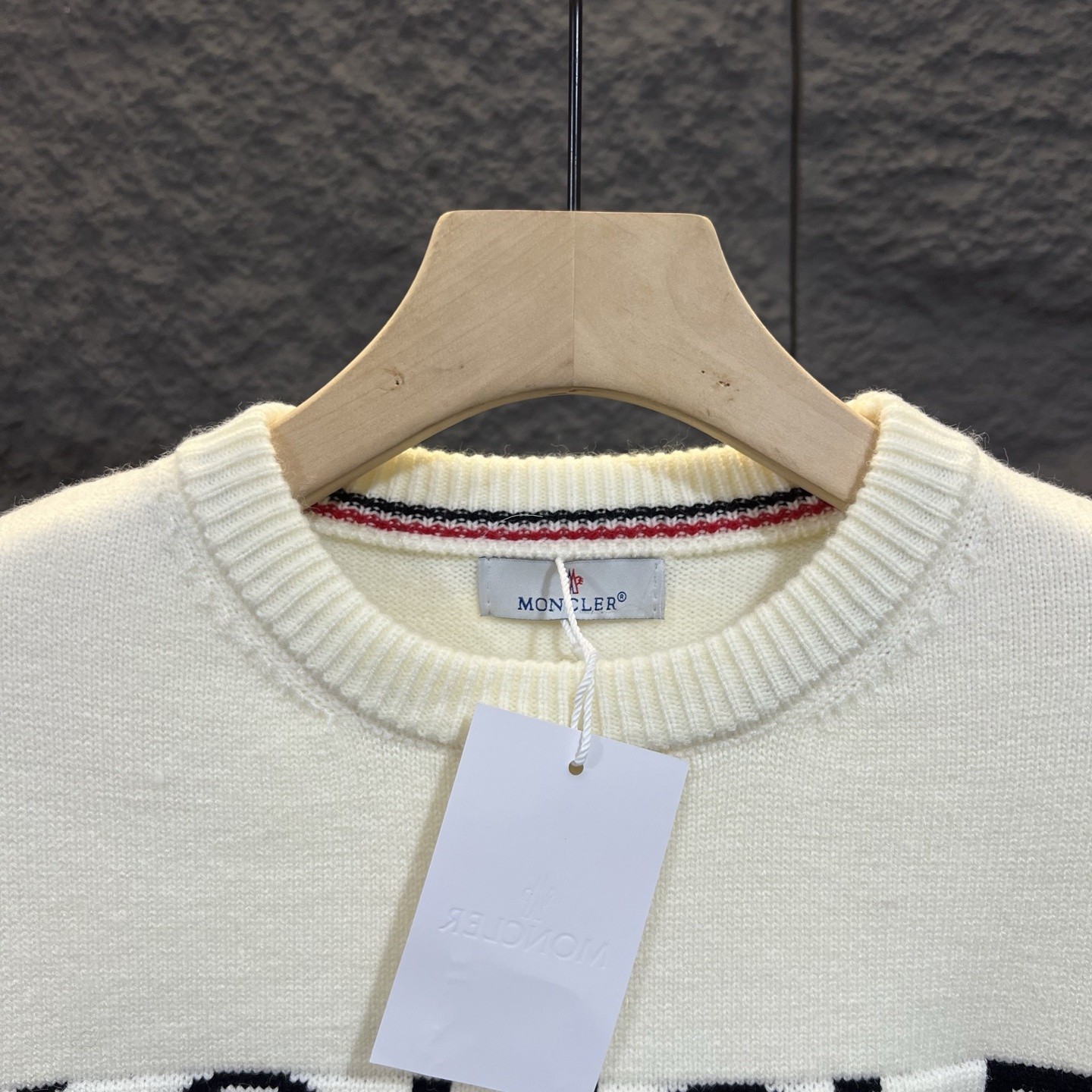 【MONCLER旗艦店】モンクレール セーター ご好評に付き再入荷！