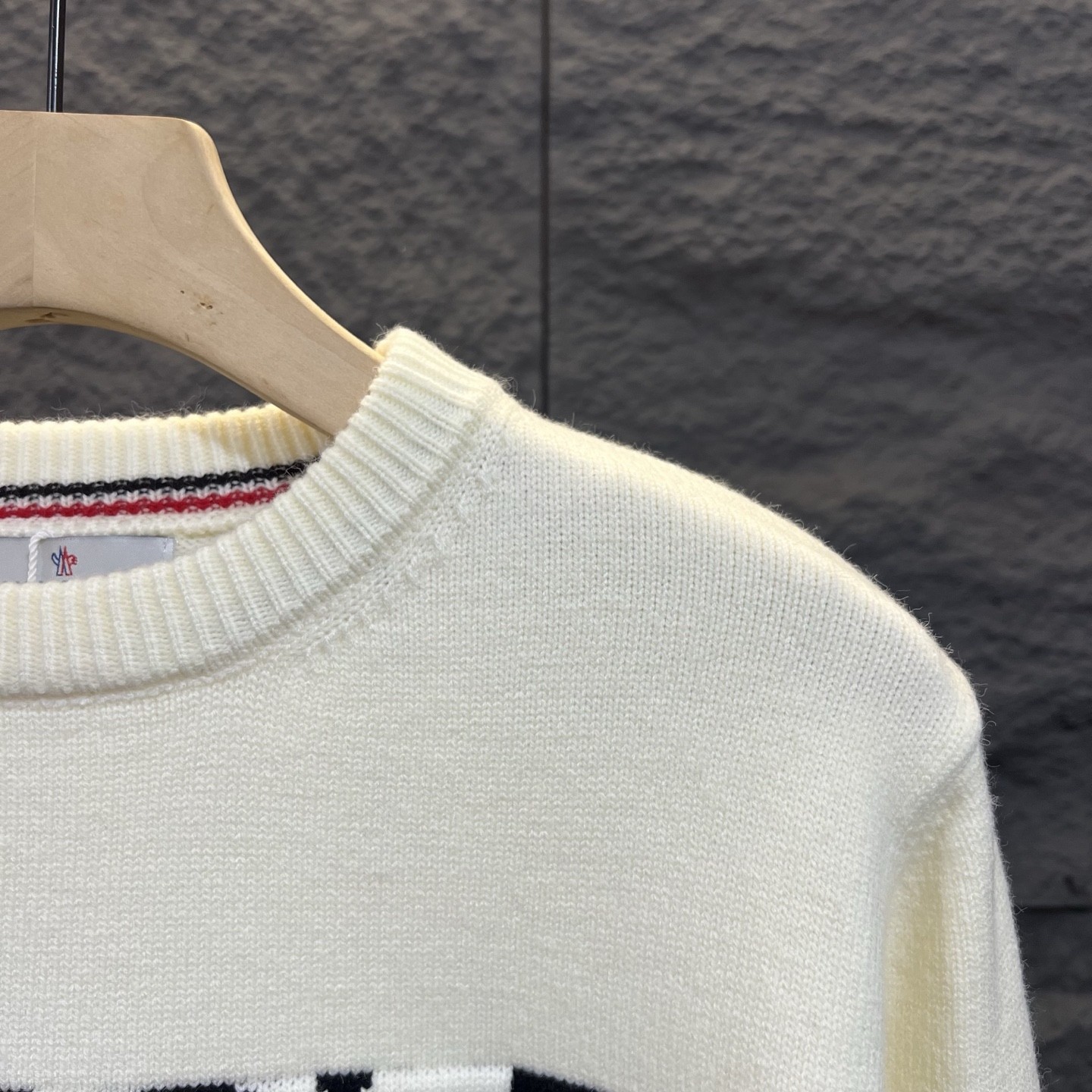 【MONCLER旗艦店】モンクレール セーター ご好評に付き再入荷！