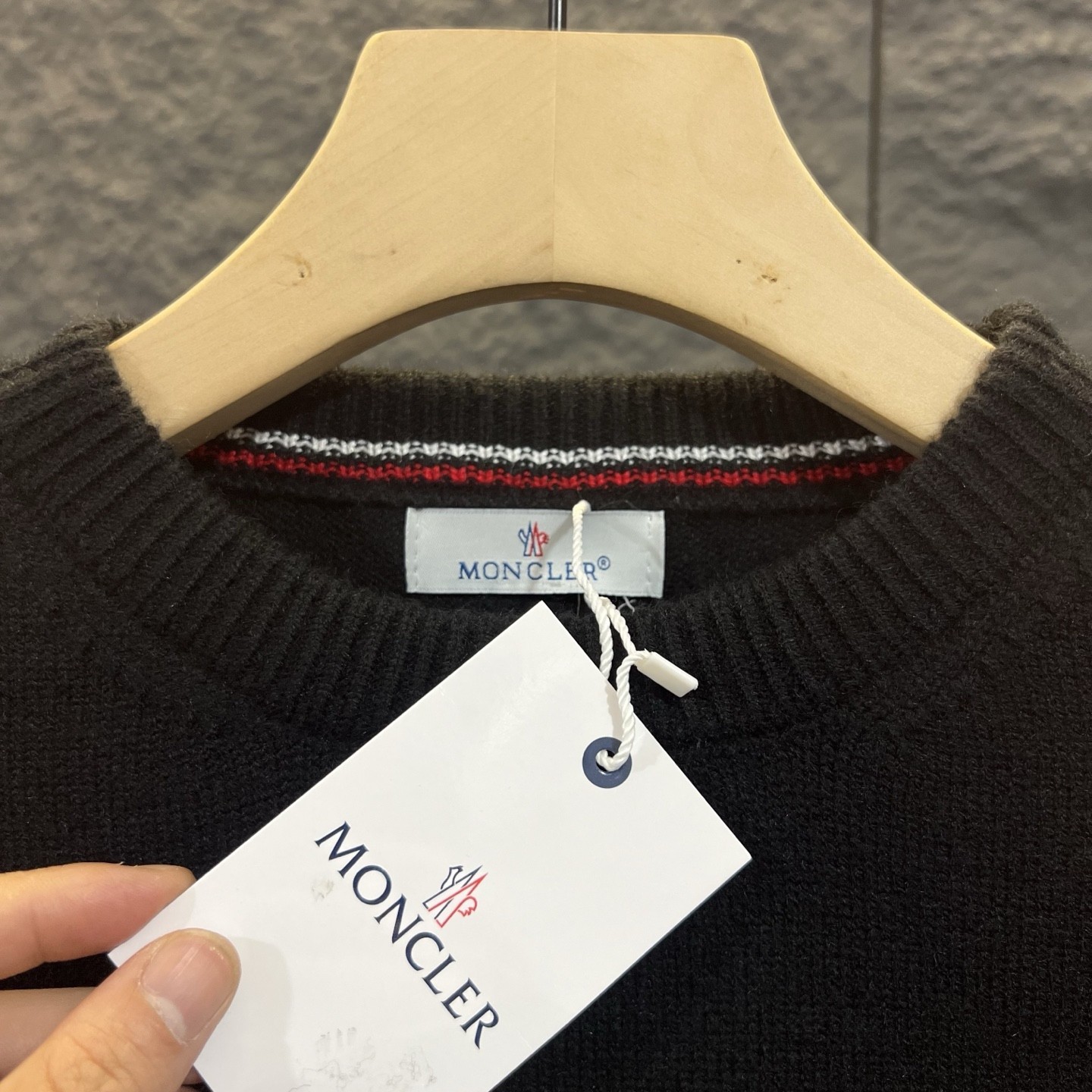 【MONCLER旗艦店】モンクレール セーター ご好評に付き再入荷！