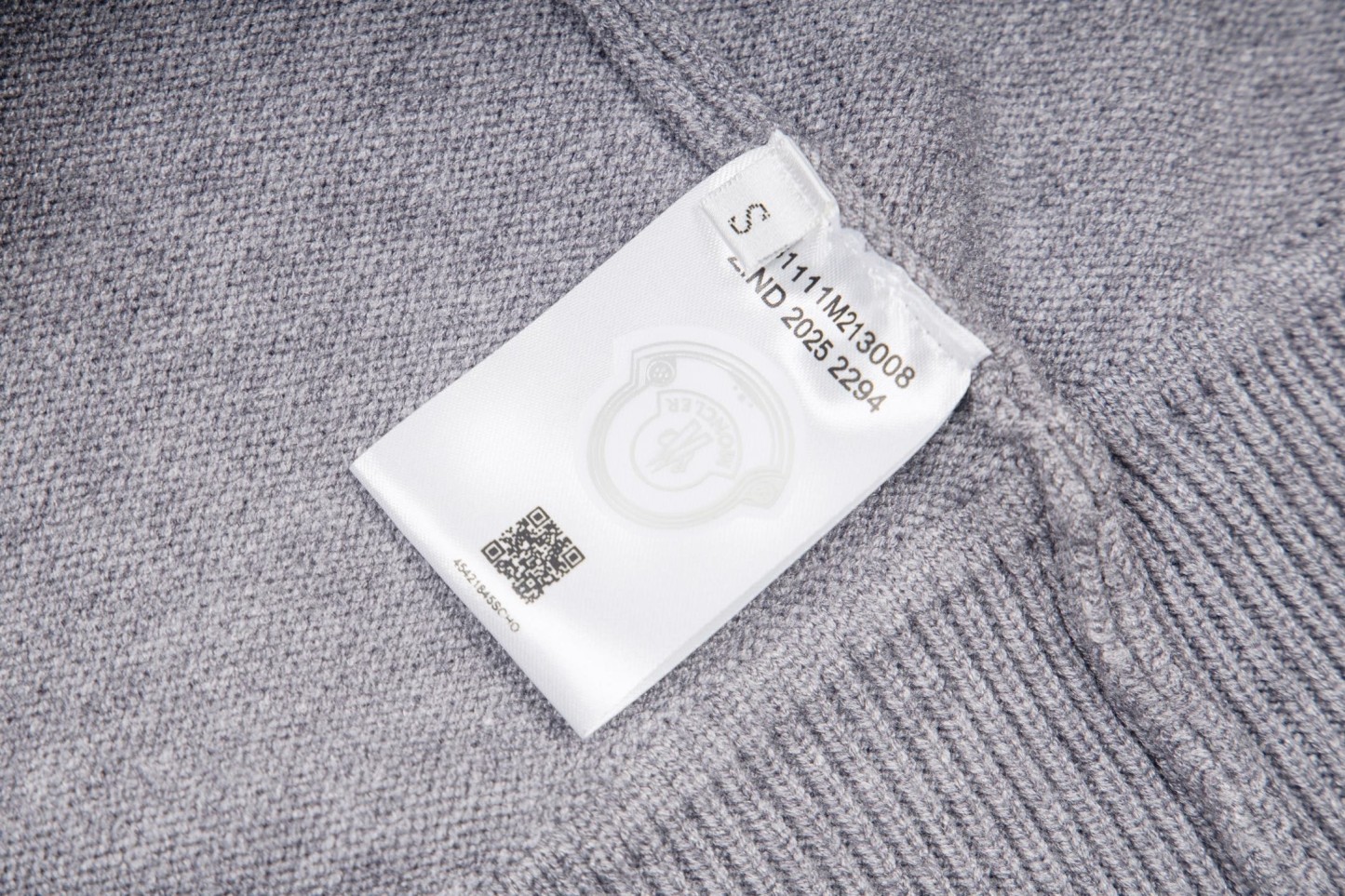 【MONCLER旗艦店】モンクレール セーター ご好評に付き再入荷！