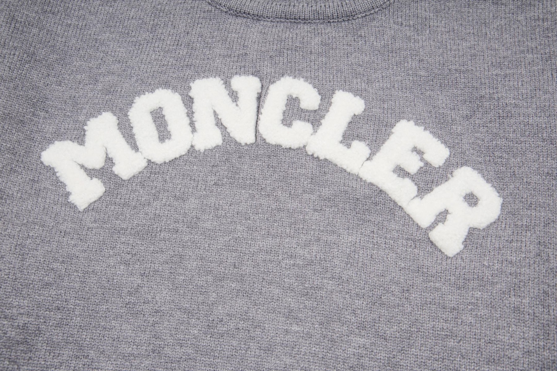 【MONCLER旗艦店】モンクレール セーター ご好評に付き再入荷！