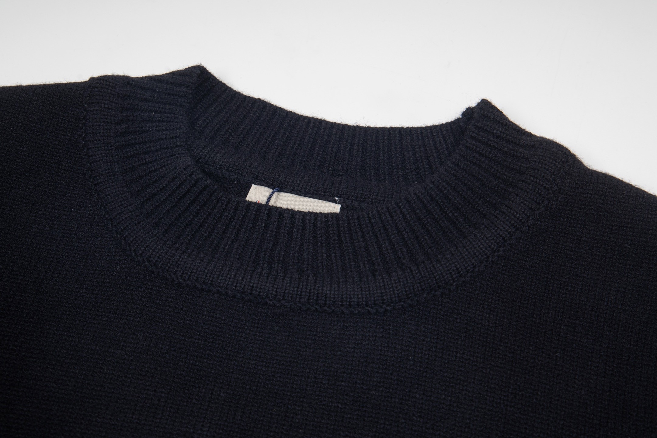 【MONCLER旗艦店】モンクレール セーター ご好評に付き再入荷！