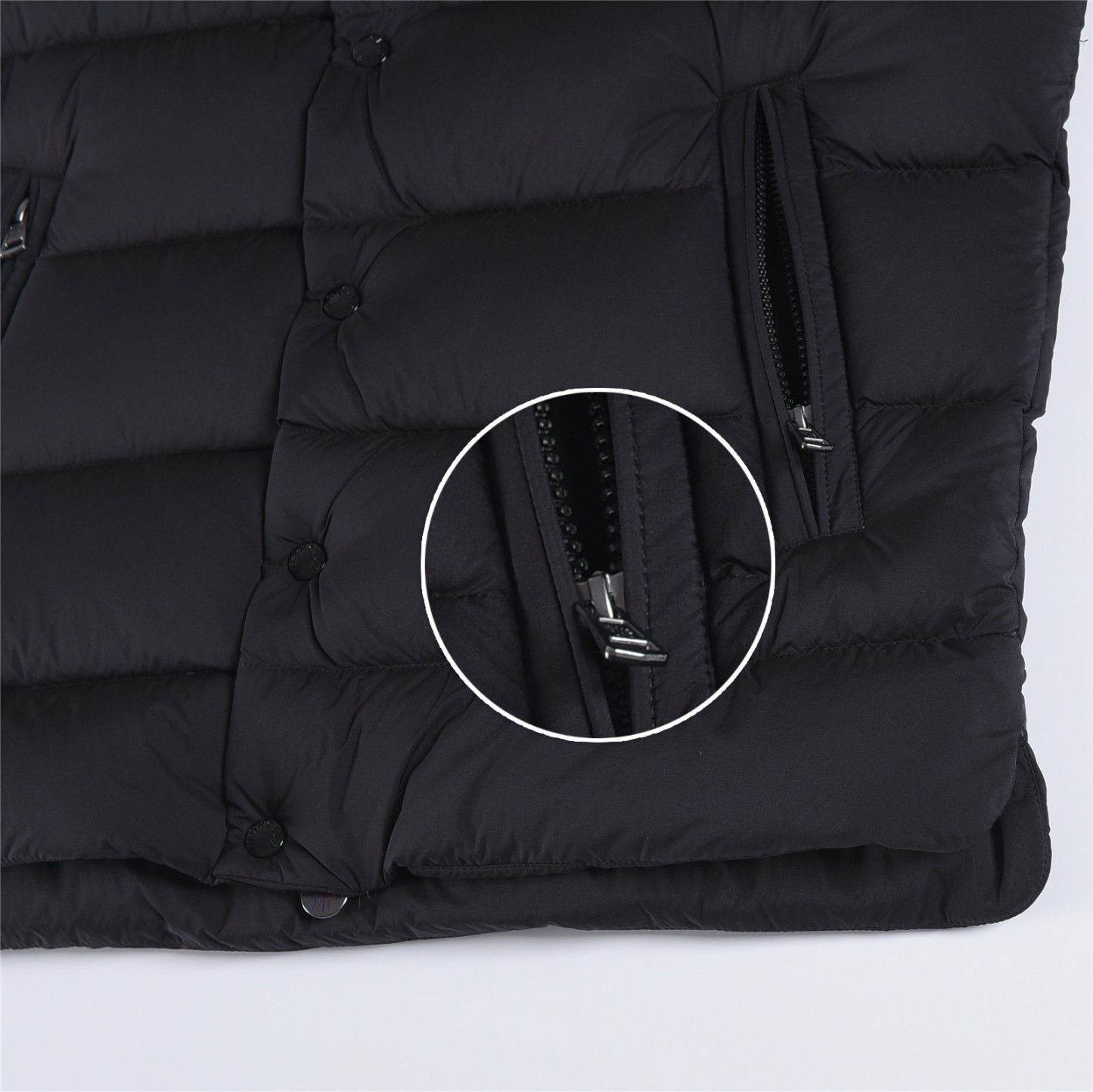 【人気】MONCLER モンクレール  TIBBダウンベスト ご好評に付き再入荷！