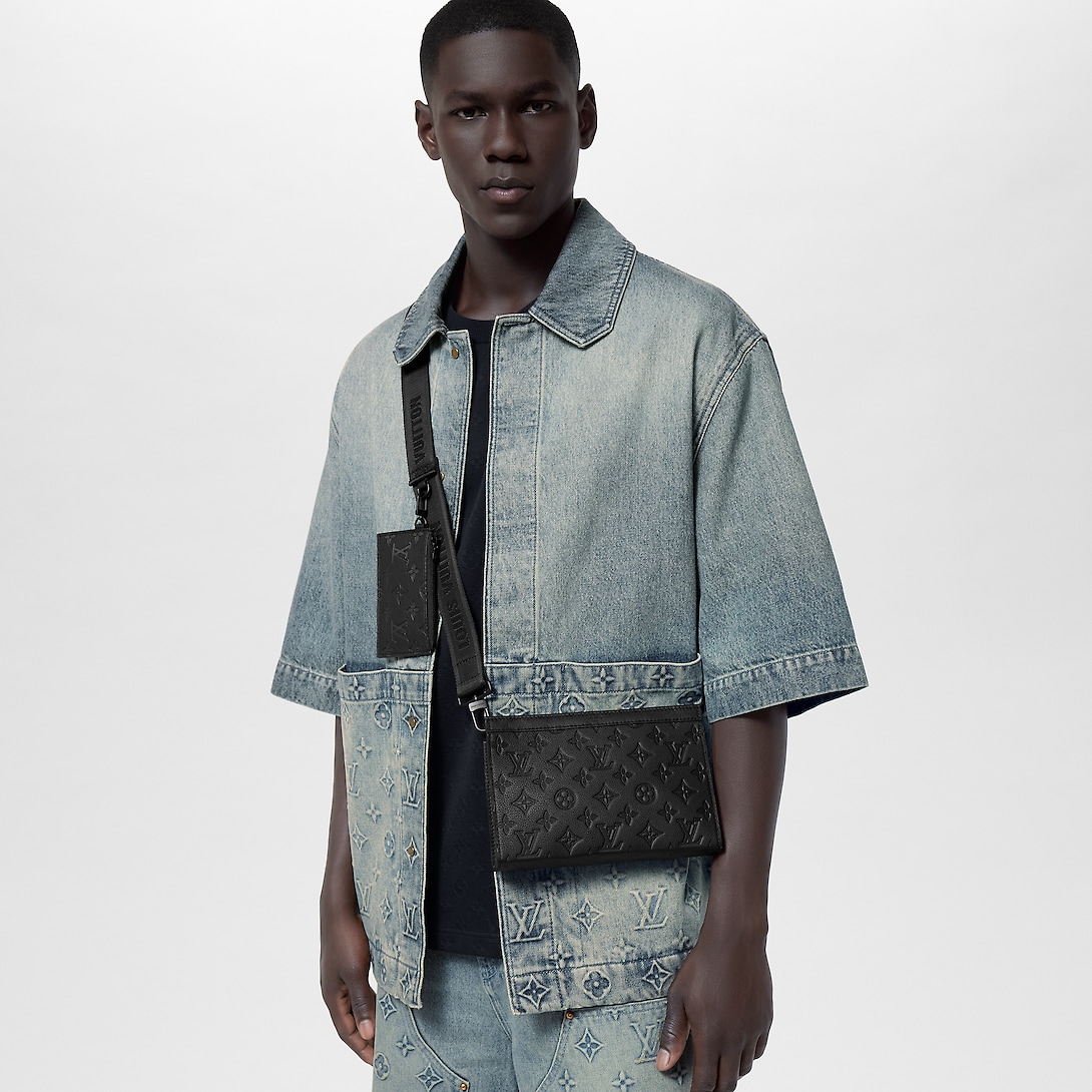 LOUIS VUITTON ルイヴィトン GASTON WEARABLE WALLET クロスボディバッグ M81115