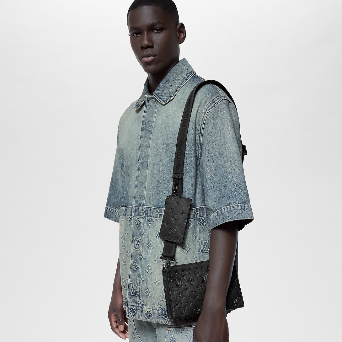 LOUIS VUITTON ルイヴィトン GASTON WEARABLE WALLET クロスボディバッグ M81115