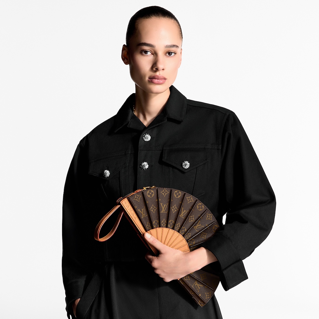 LOUIS VUITTON ルイヴィトン LV FAN クロスボディバッグ M14804