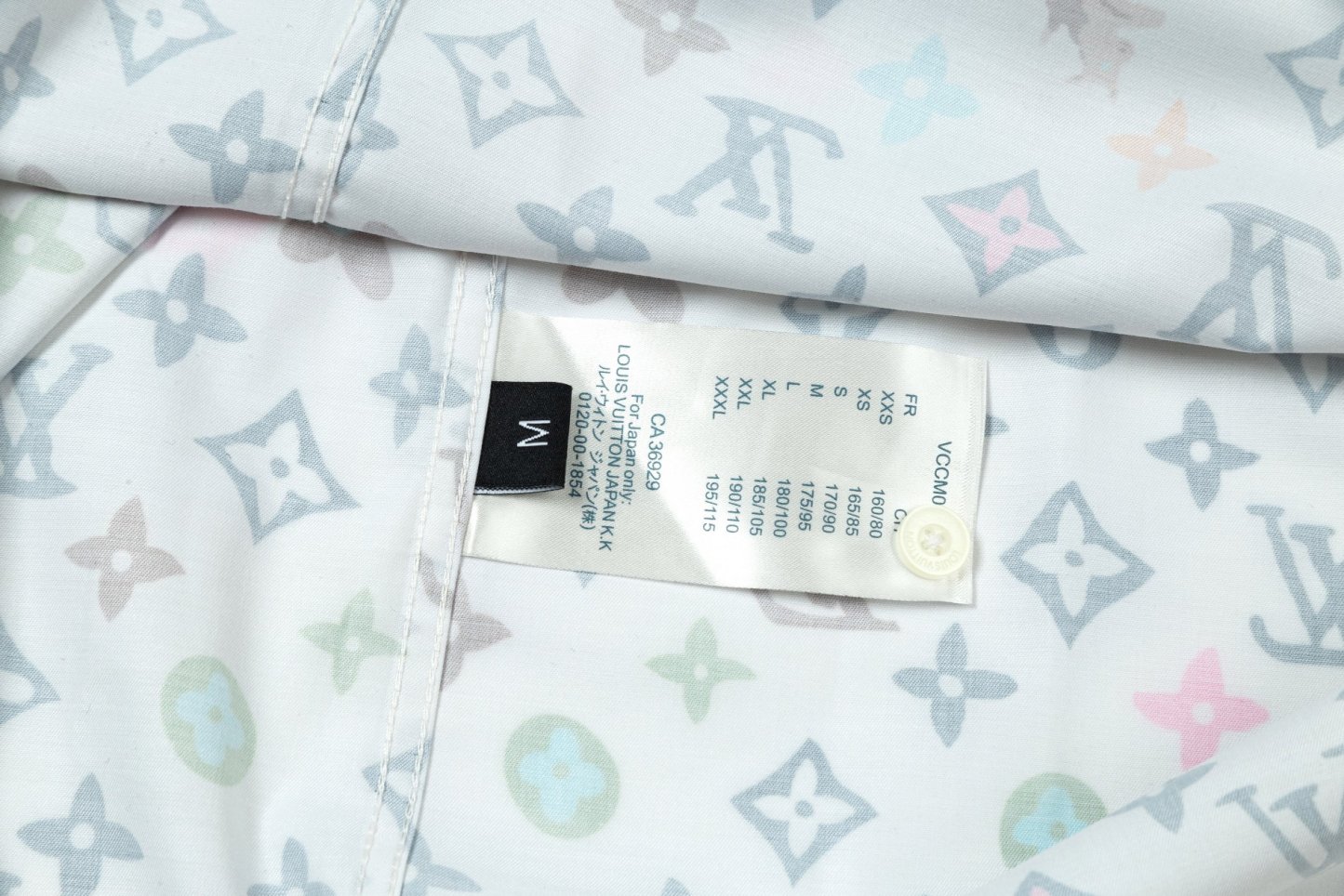 【LOUIS VUITTON 公式旗艦店】ルイヴィトン シャツ ご好評に付き再入荷 240715