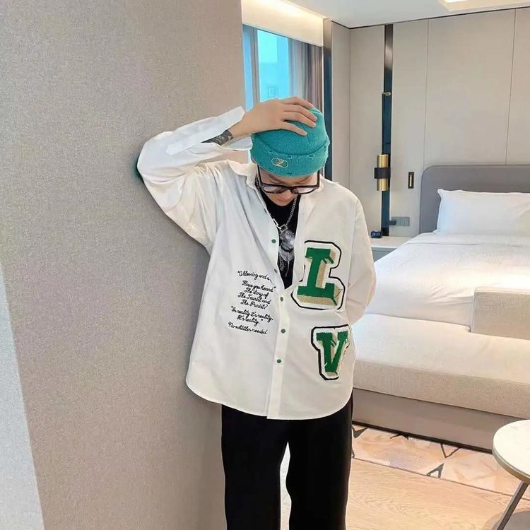 【Louis Vuitton 】 （ルイヴィトン）長袖シャツ 最新モデル 男女兼用