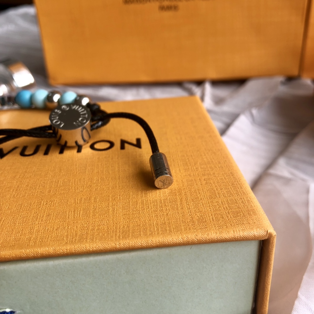 Louis Vuitton（ルイヴィトン）ブレスレット・LVビーズ