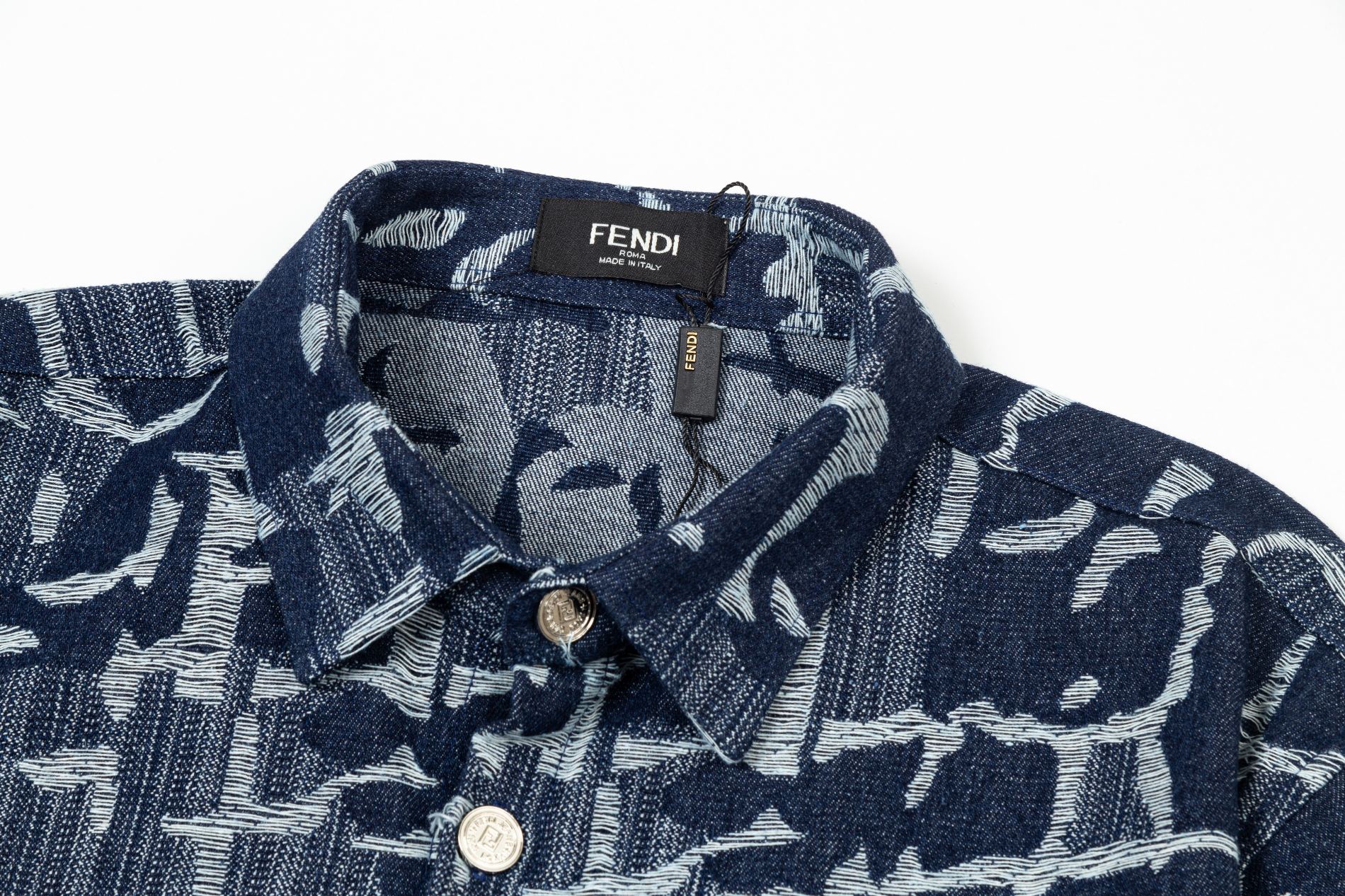 【FENDI 公式旗艦店】フェンディ シャツ ご好評に付き再入荷 240716