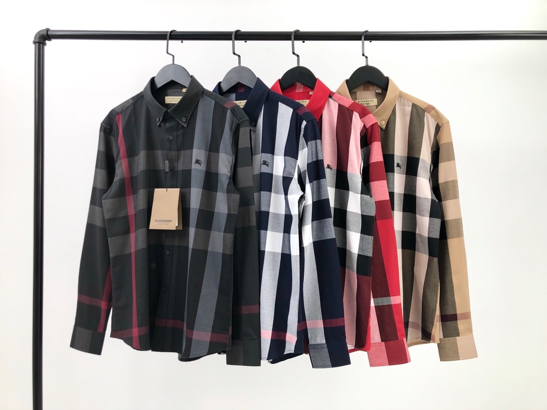 Burberry 長袖シャツ 男女兼用