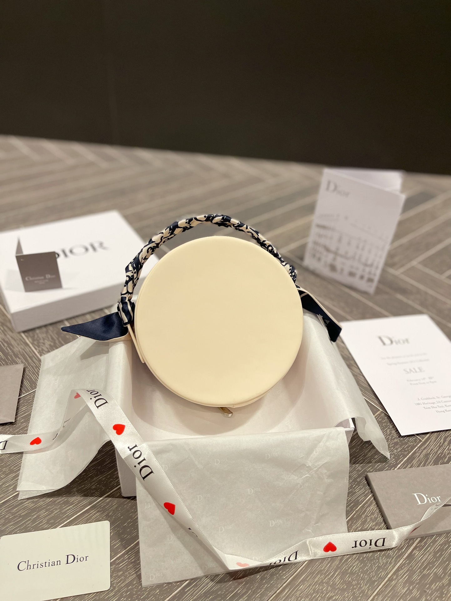 Diorカーフ改造化粧箱にミラー付き【限定】