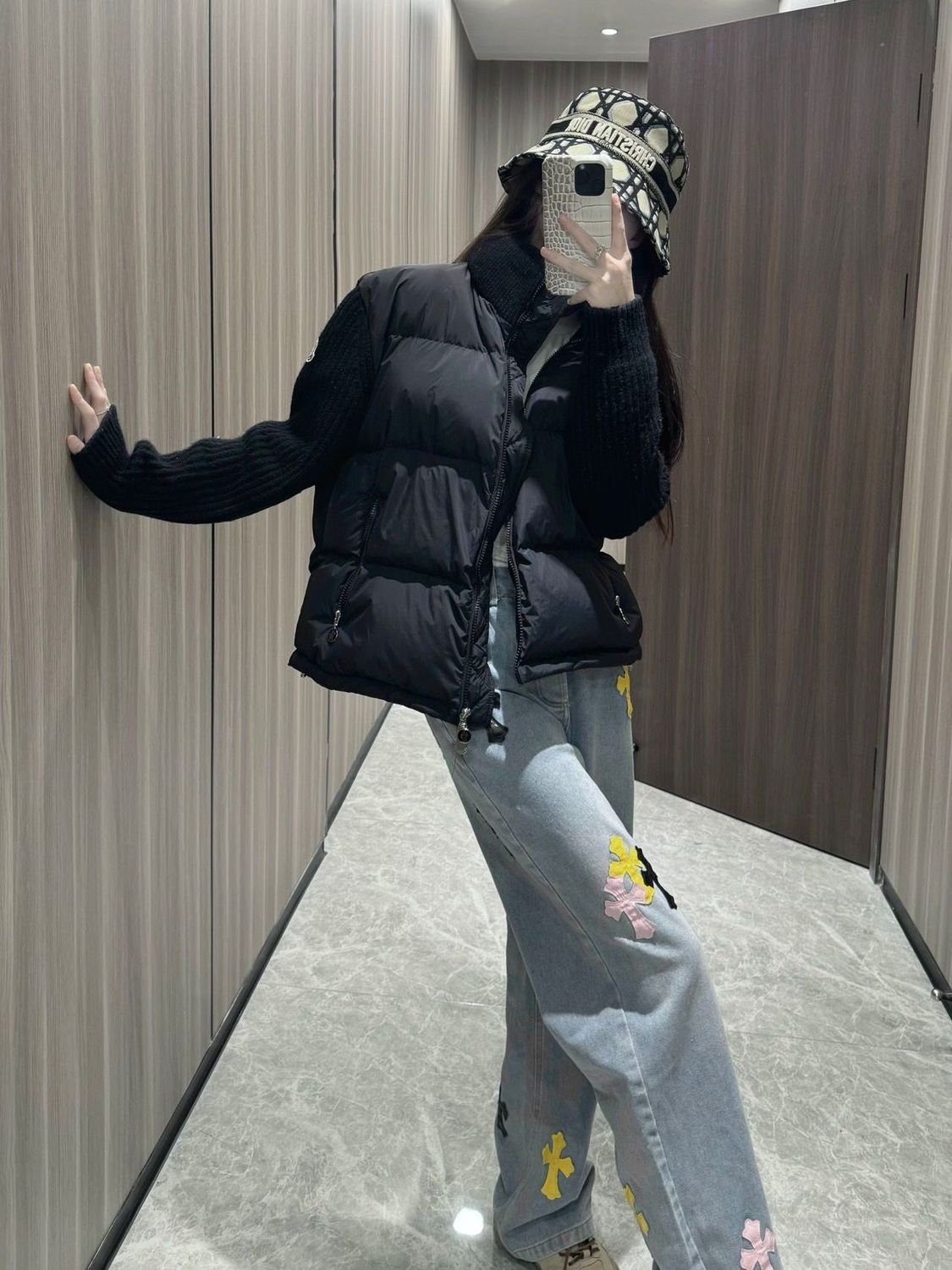 【MONCLER 公式旗艦店】モンクレール ダウンジャケットご好評に付き再入荷！