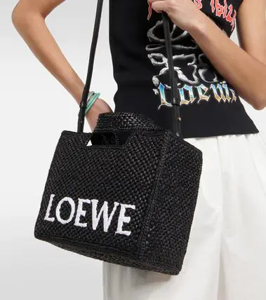 ∞∞ LOEWE ∞∞ Paula's Ibiza Font raffia バッグ ☆