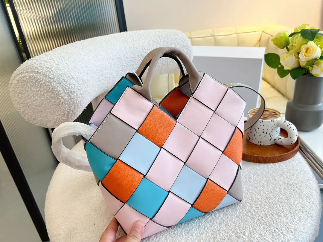 Loewe配色かごバッグレザーベジタブルバスケット