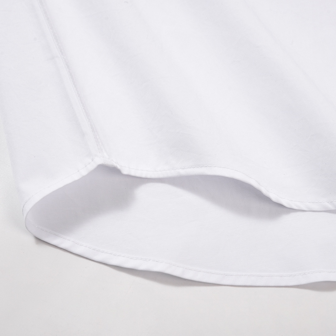 【LOEWE 公式旗艦店】ロエベ シャツ ご好評に付き再入荷！