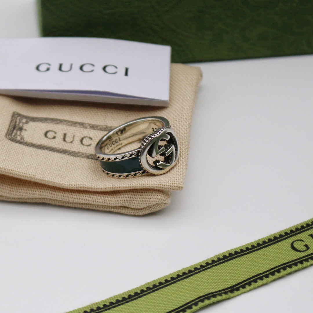 GUCCI インターロッキングG リング
