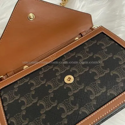 【CELINE】 TRIOMPHE CANVAS WALLET チェーンウォレット
