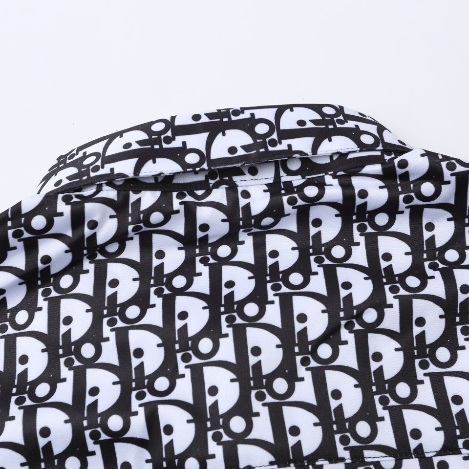 【DIOR 公式旗艦店】長袖シャツ、 ご好評に付き再入荷！！