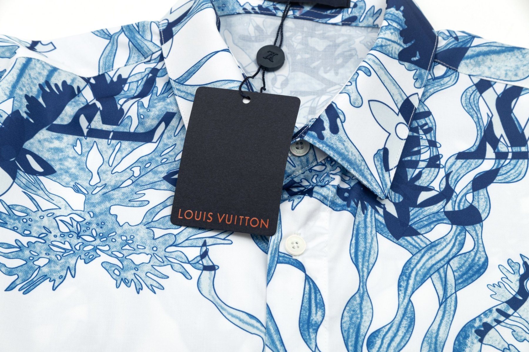 【LOUIS VUITTON 公式旗艦店】ルイヴィトン シャツ ご好評に付き再入荷 240715