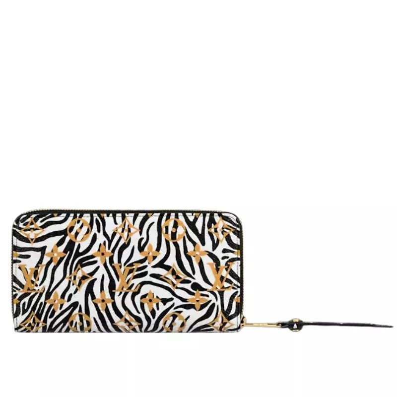 【LOUIS VUITTON】 ラウンド長財布　ジッピー・ウォレット　モノグラムジャイアント・ジャングル　M44745【財布】