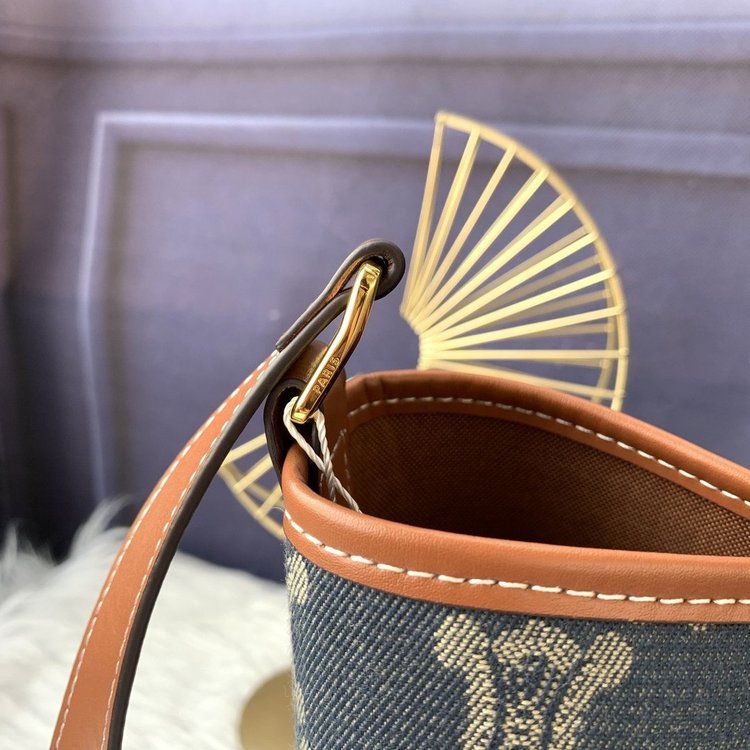 【CELINE旗艦店】(セリーヌ) バッグ 30x22x13 cm