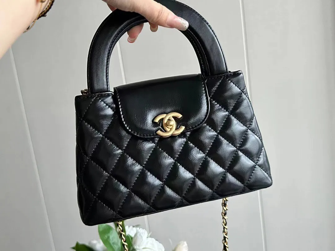 【24C/2色展開★】CHANEL トップハンドルフラップバッグ