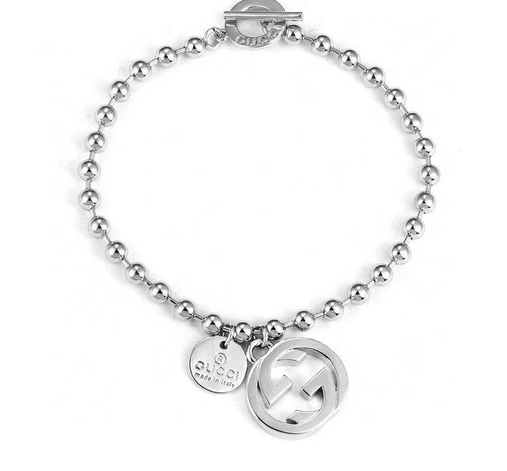 GUCCI（グッチ）ダブルGブレスレット