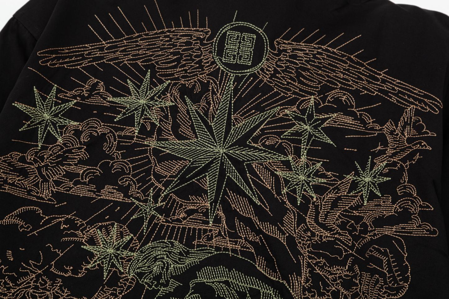 【GIVENCHY 公式旗艦店】ジバンシー シャツ ご好評に付き再入荷 240716