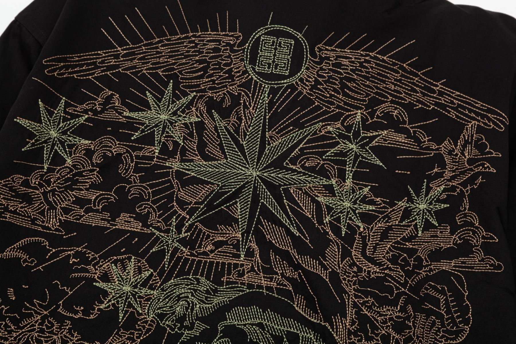 【GIVENCHY 公式旗艦店】ジバンシー シャツ ご好評に付き再入荷 240716