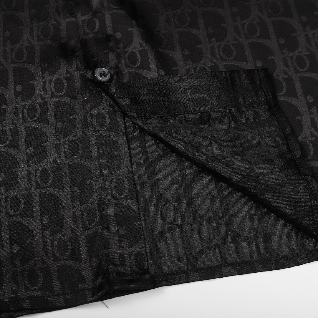 【DIOR 公式旗艦店】ディオール シャツ ご好評に付き再入荷！黒 白
