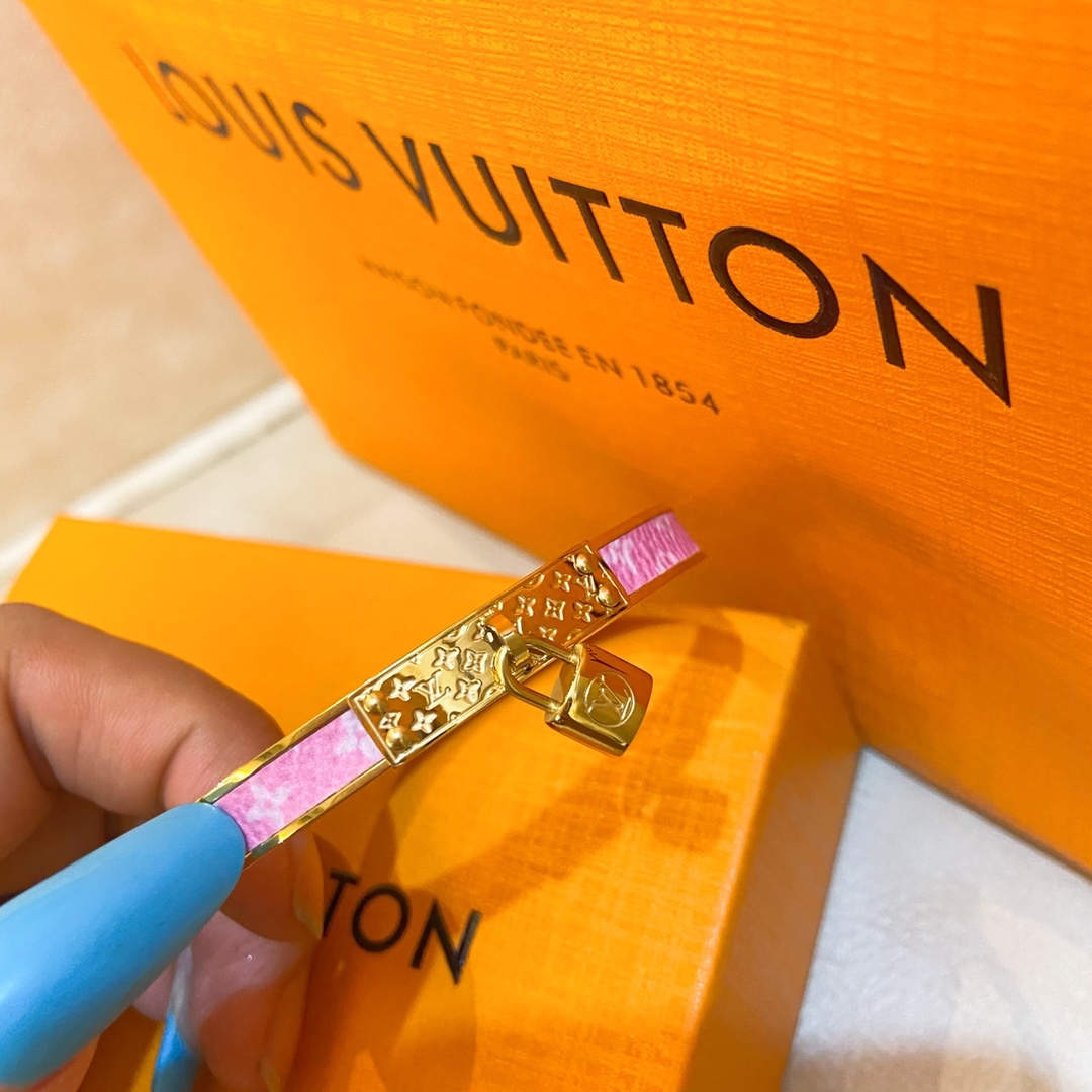 Louis Vuitton ブレスレット