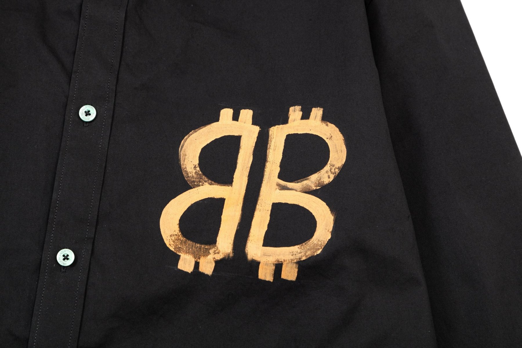 【BALENCIAGA 公式旗艦店】バレンシアガ シャツ ご好評に付き再入荷 240802