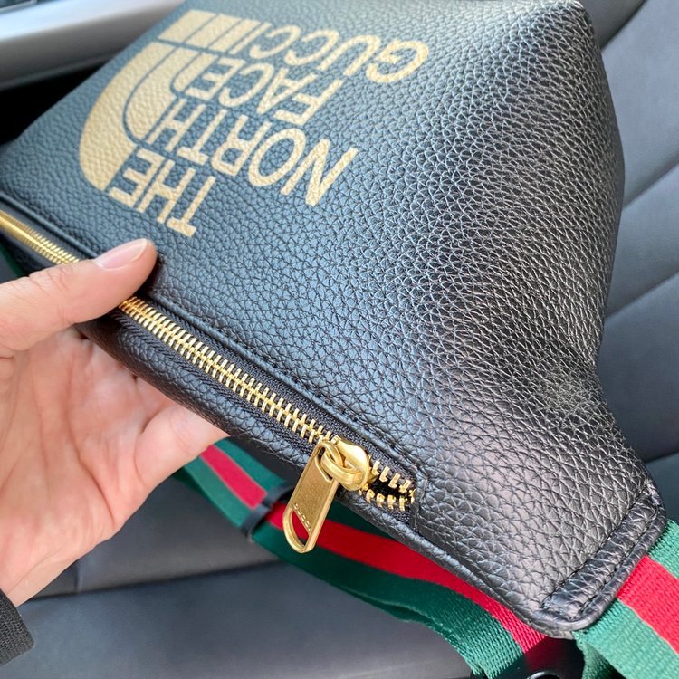 Gucci （グッチ） ウエストバッグ 36x17x5cm
