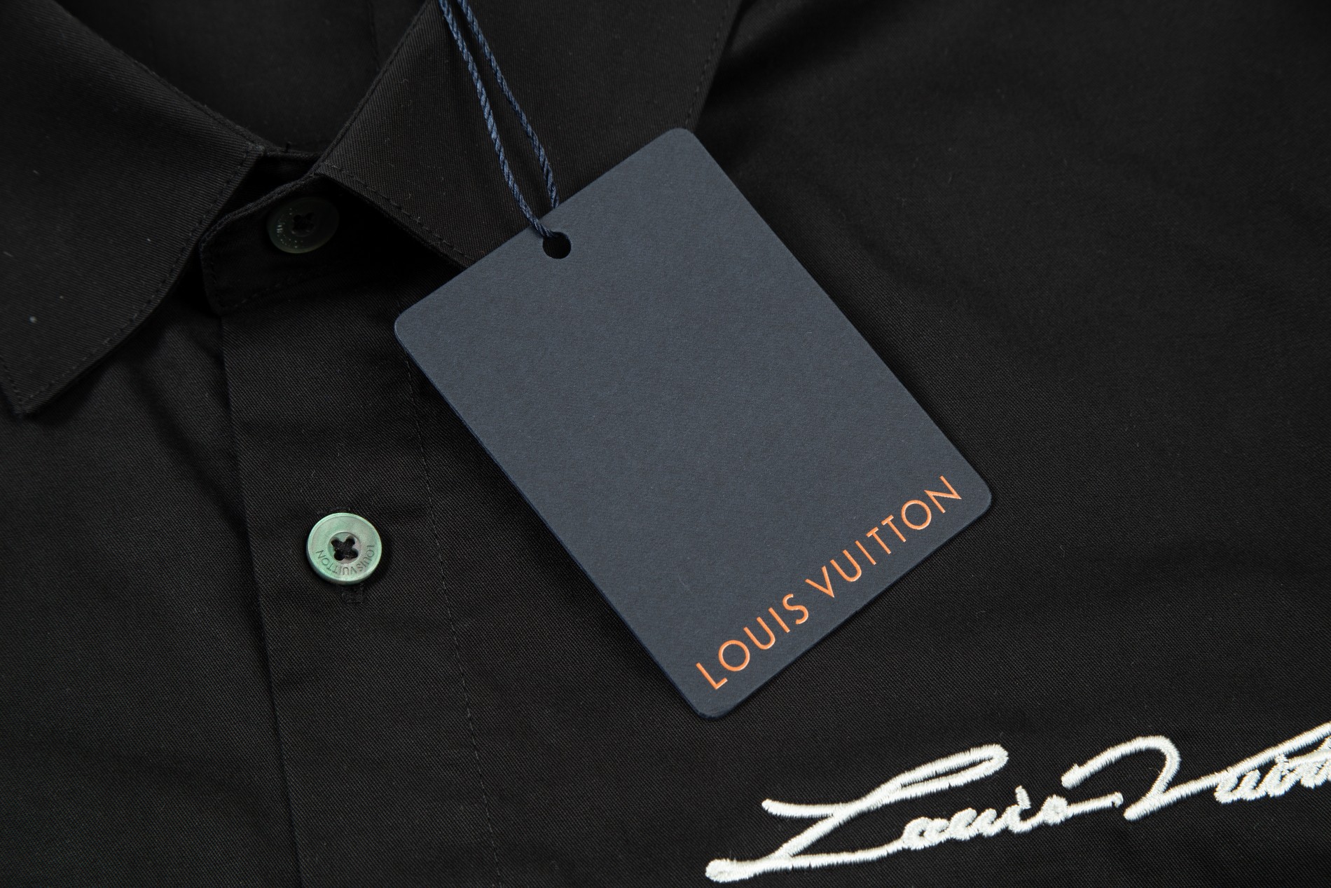 【LOUIS VUITTON 公式旗艦店】ルイヴィトン シャツ ご好評に付き再入荷 240715