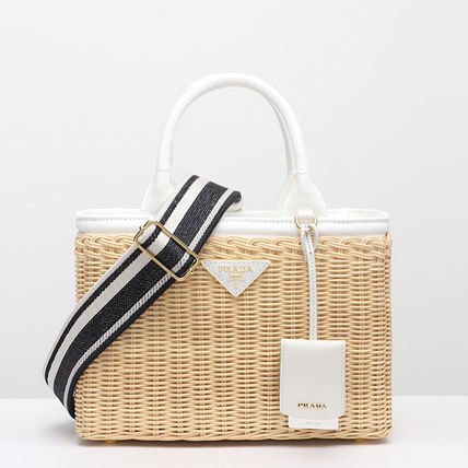 PRADA かごバッグ