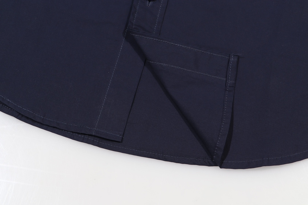 【BALENCIAGA 公式旗艦店】バレンシアガ シャツ ご好評に付き再入荷 240715