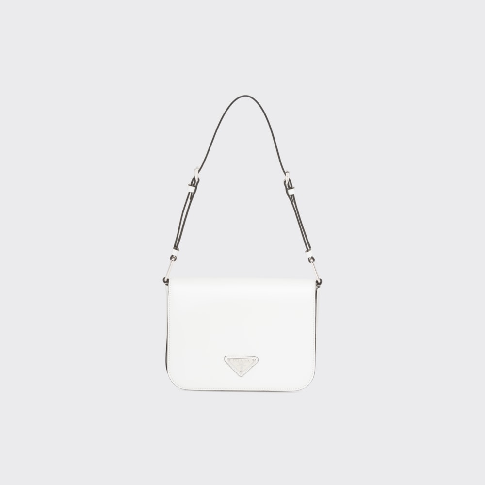 🔥大人気！雑誌「VIVI」に掲載!💓藤田ニコルの愛用ブランドの新作バッグが掲載された💓ブラックレザーショルダーバッグ 👜大人の女性へ